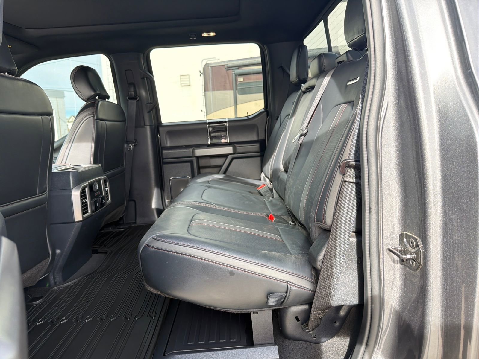 Used 2022 Ford F250 Platinum AWD/4WD image 16