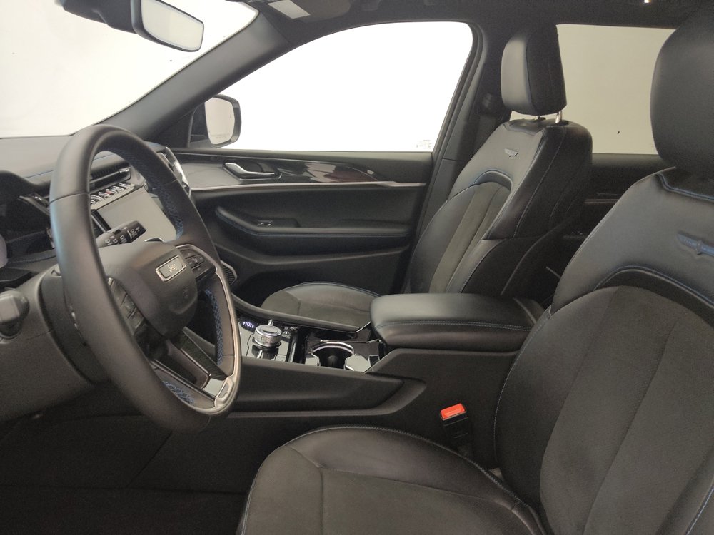 Used 2022 Jeep Grand Cherokee Trailhawk AWD/4WD image 17