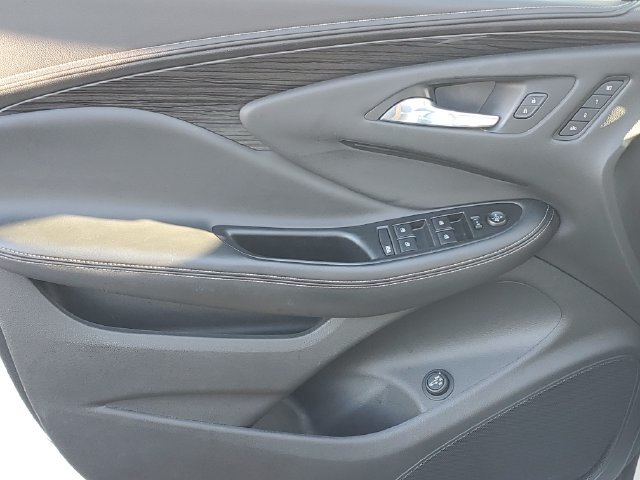 Certified 2018 Buick Envision Essence FWD image 15