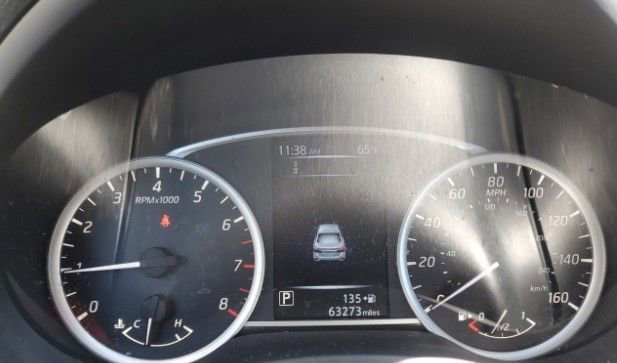 Used 2018 Nissan Sentra SR w/ SR Midnight Edition Package image 2