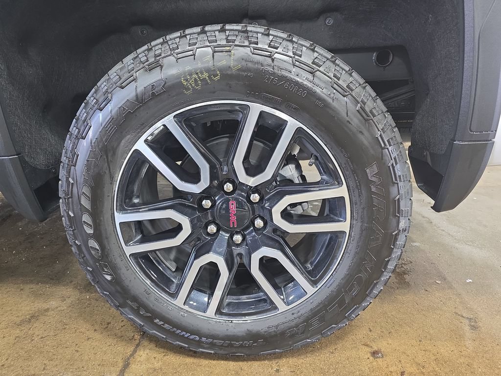 New 2026 GMC Sierra 1500 AT4 w/ AT4 Premium Package AWD/4WD image 35