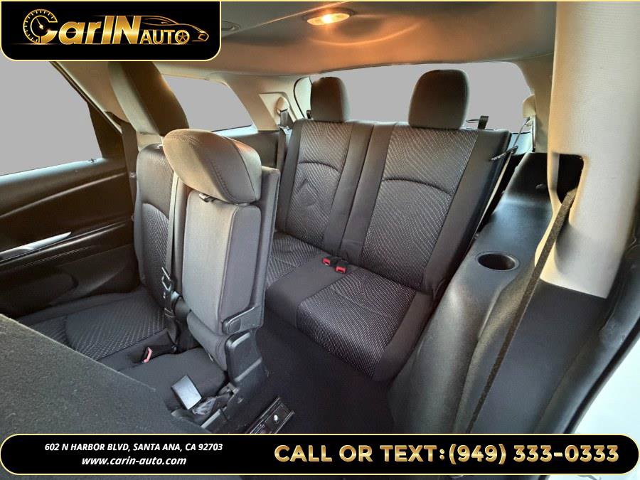 Used 2014 Dodge Journey American Value Package w/ Flexible Seating Group FWD image 17