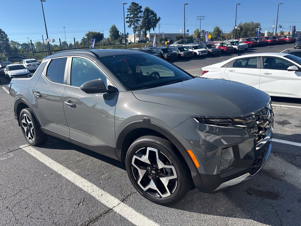 Used 2024 Hyundai Santa Cruz Limited AWD/4WD image 2