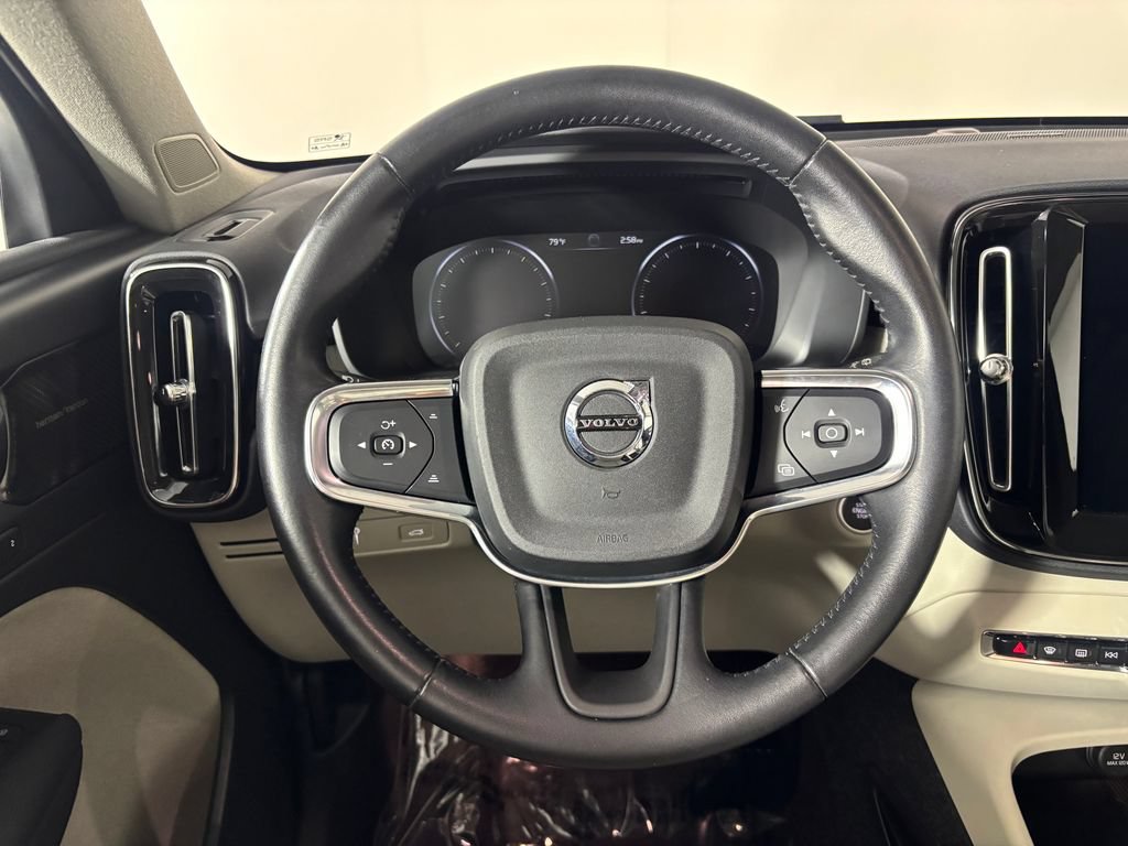 Used 2021 Volvo XC40 T5 Inscription w/ Advanced Package AWD/4WD image 18