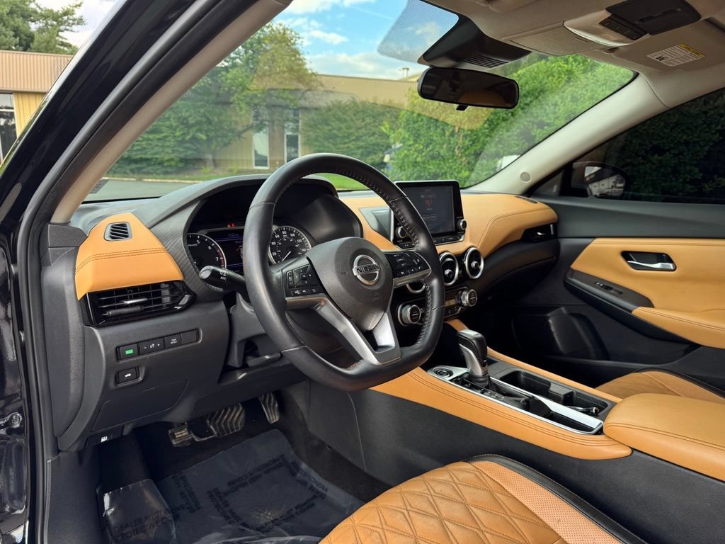 Used 2021 Nissan Sentra SV w/ SV Premium Package FWD image 18