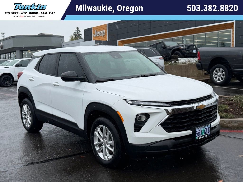 Used 2025 Chevrolet TrailBlazer LS w/ LS Convenience Package