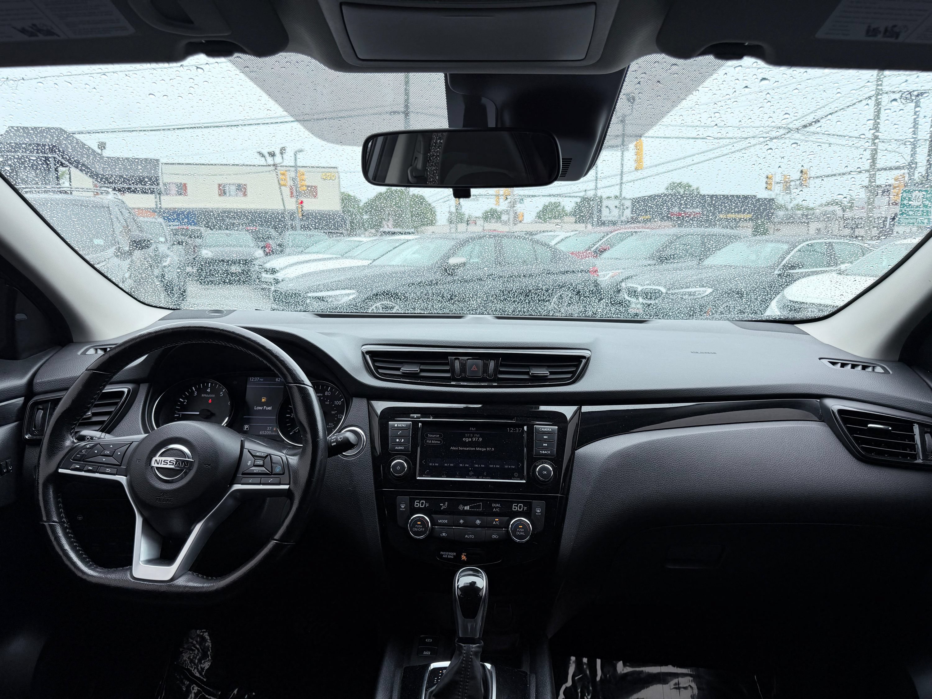 Used 2022 Nissan Rogue Sport SV w/ Technology Package AWD/4WD image 26