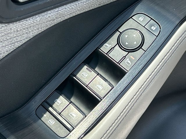 Used 2022 Nissan Rogue SV AWD/4WD image 24