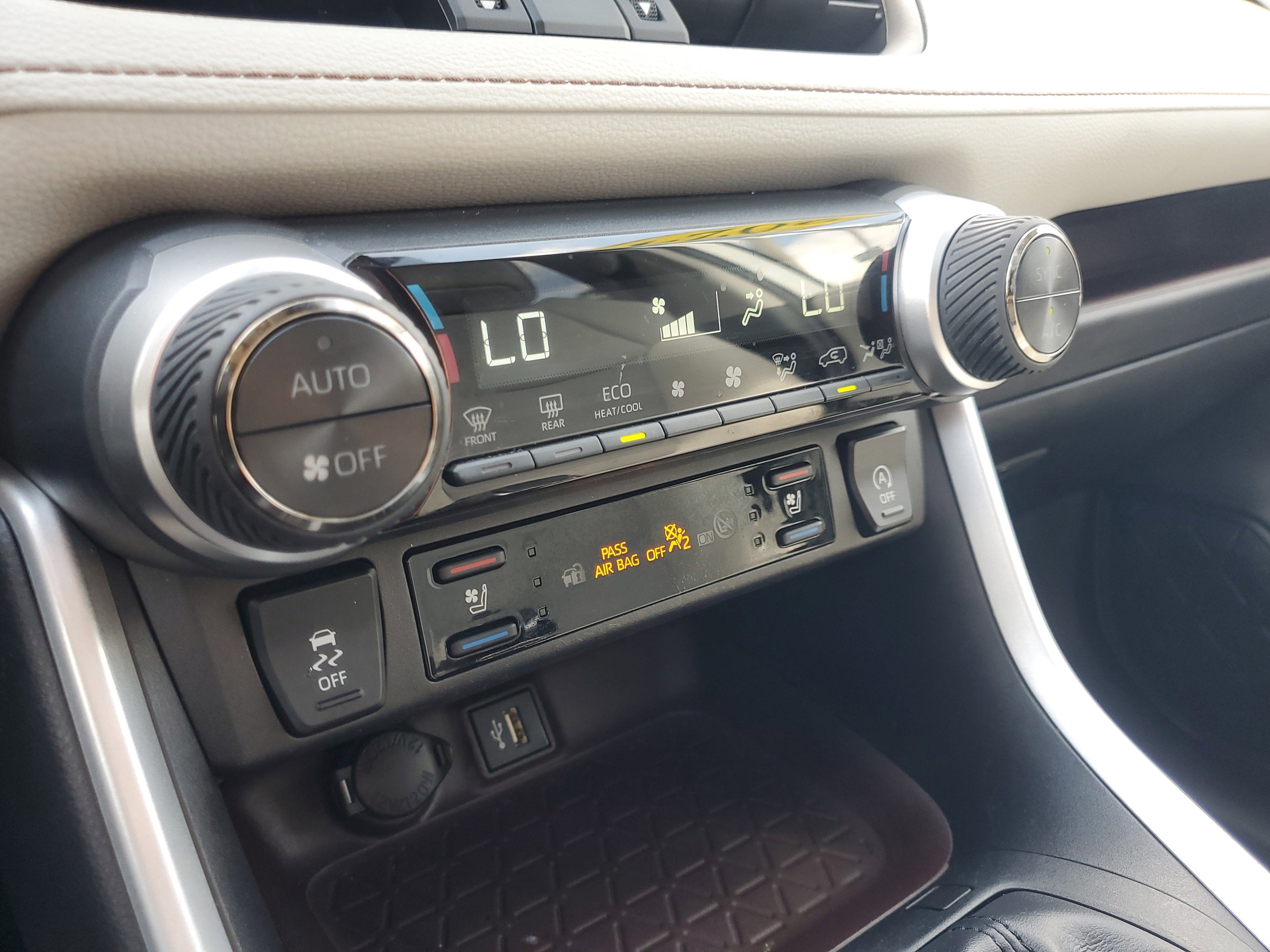 Used 2024 Toyota RAV4 Limited w/ Weather Package FWD image 30