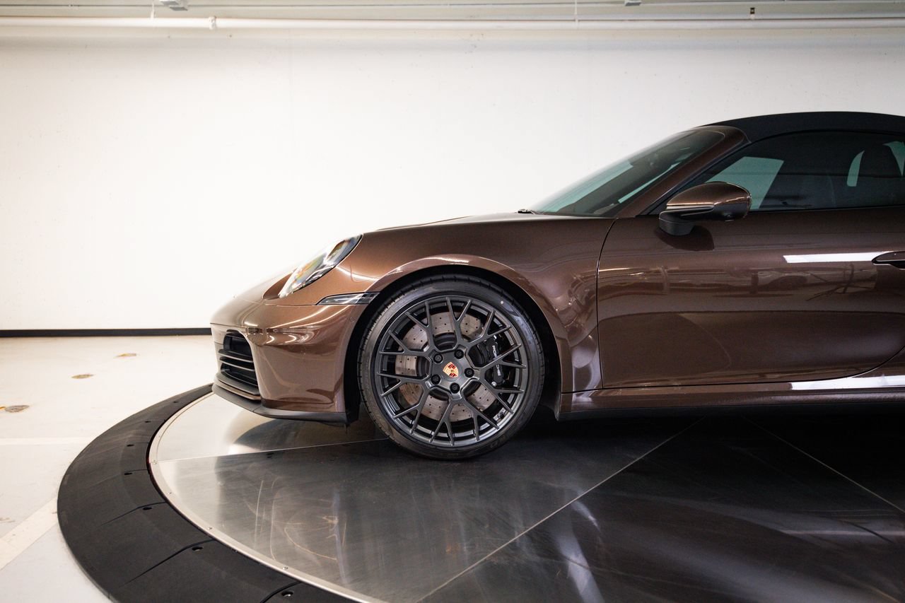 Certified 2026 Porsche 911 Targa 4S AWD/4WD image 11