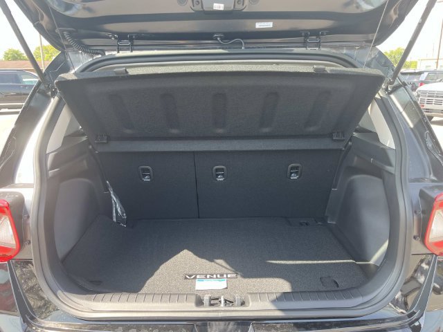 New 2026 Hyundai Venue SEL FWD image 12