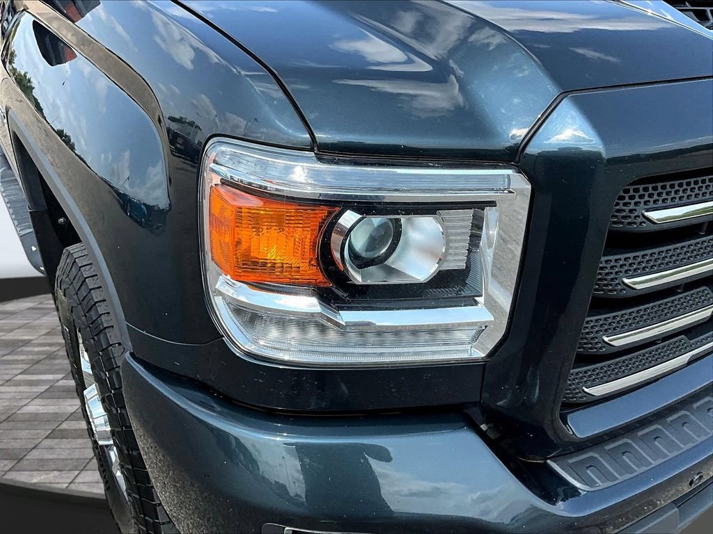 Used 2019 GMC Sierra 3500 SLT w/ Duramax Plus Package AWD/4WD image 35