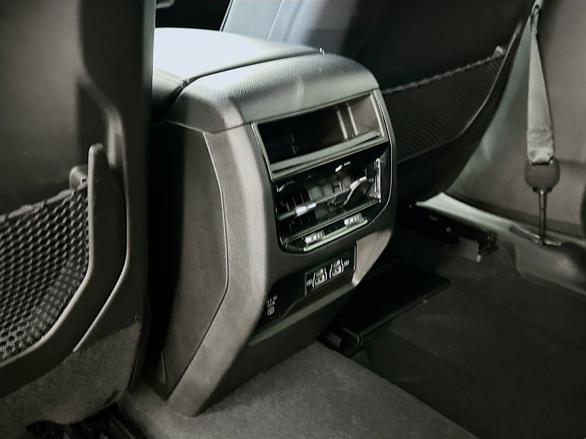 Used 2022 Jeep Grand Cherokee Altitude image 27