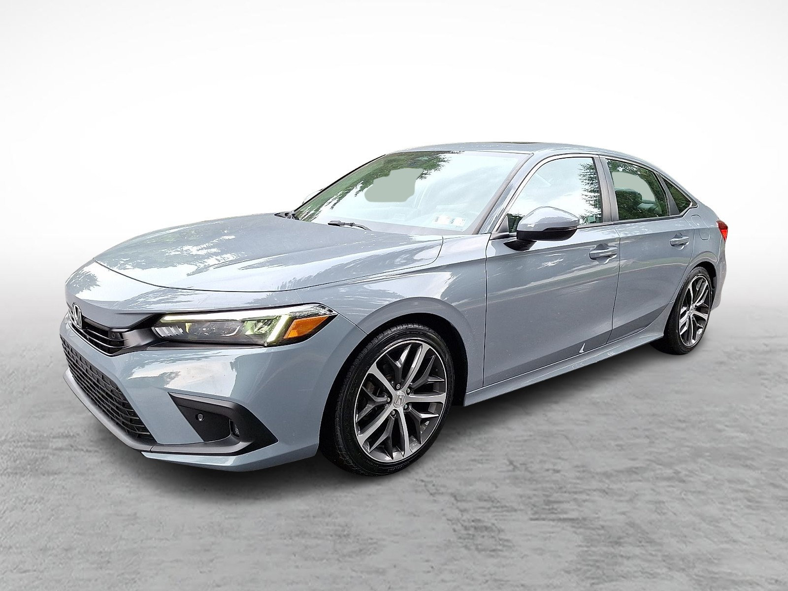 Used 2022 Honda Civic Touring image 3