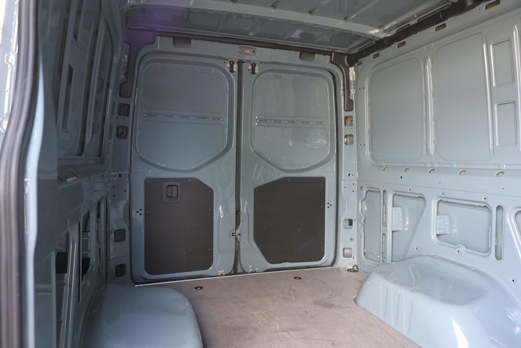 Used 2024 Mercedes-Benz Sprinter 3500 image 24