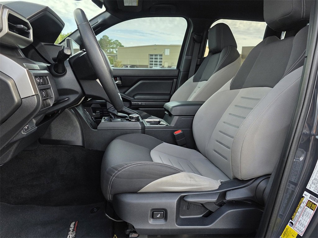 Used 2024 Toyota Tacoma TRD Off-Road image 10