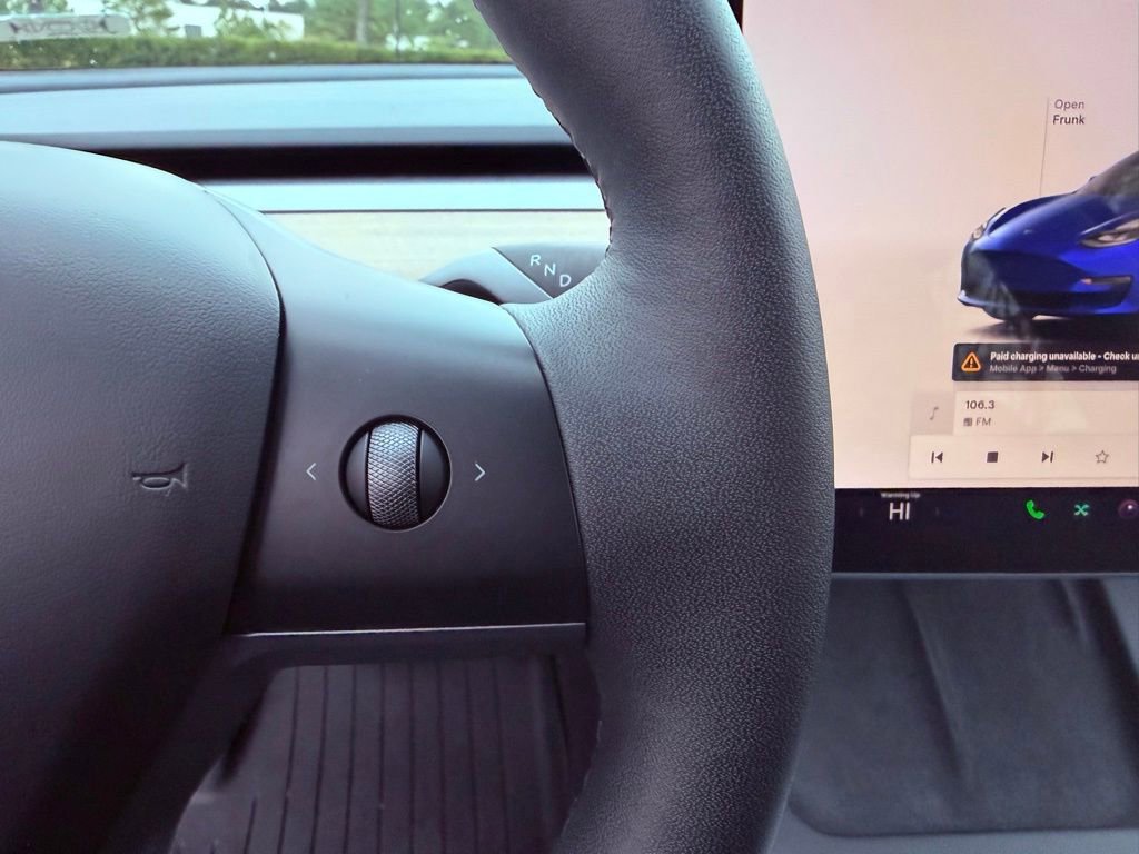 Used 2023 Tesla Model 3 Standard Range image 18