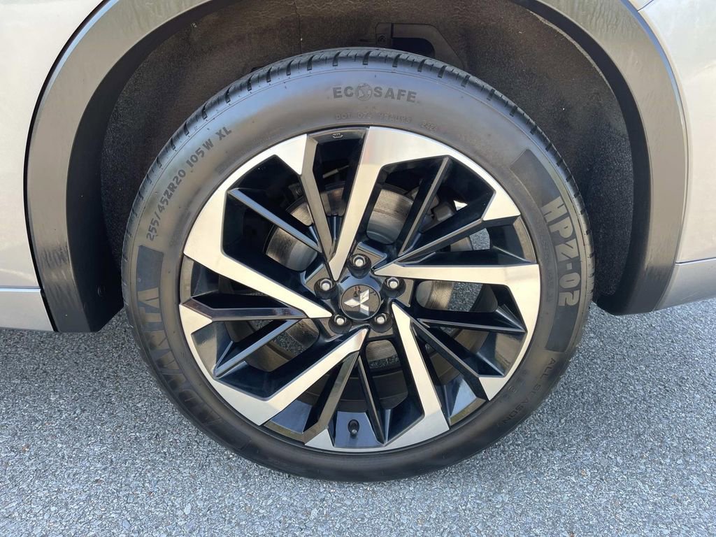 Used 2023 Mitsubishi Outlander SEL image 12