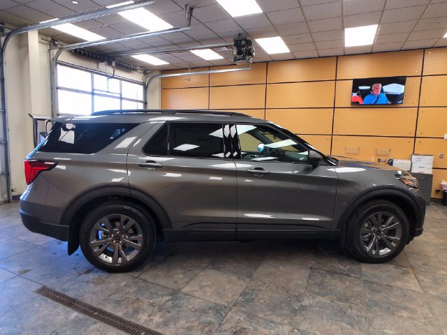 New 2027 Ford Explorer Active w/ Active Comfort Package AWD/4WD image 8