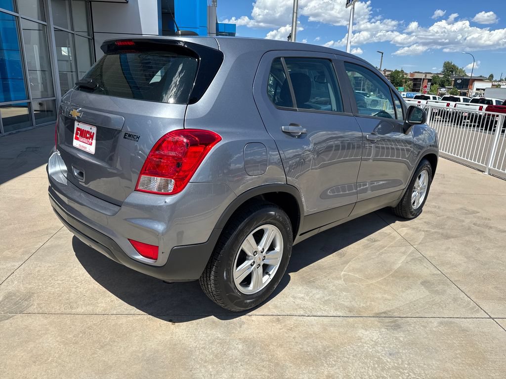 Used 2020 Chevrolet Trax LS FWD image 5