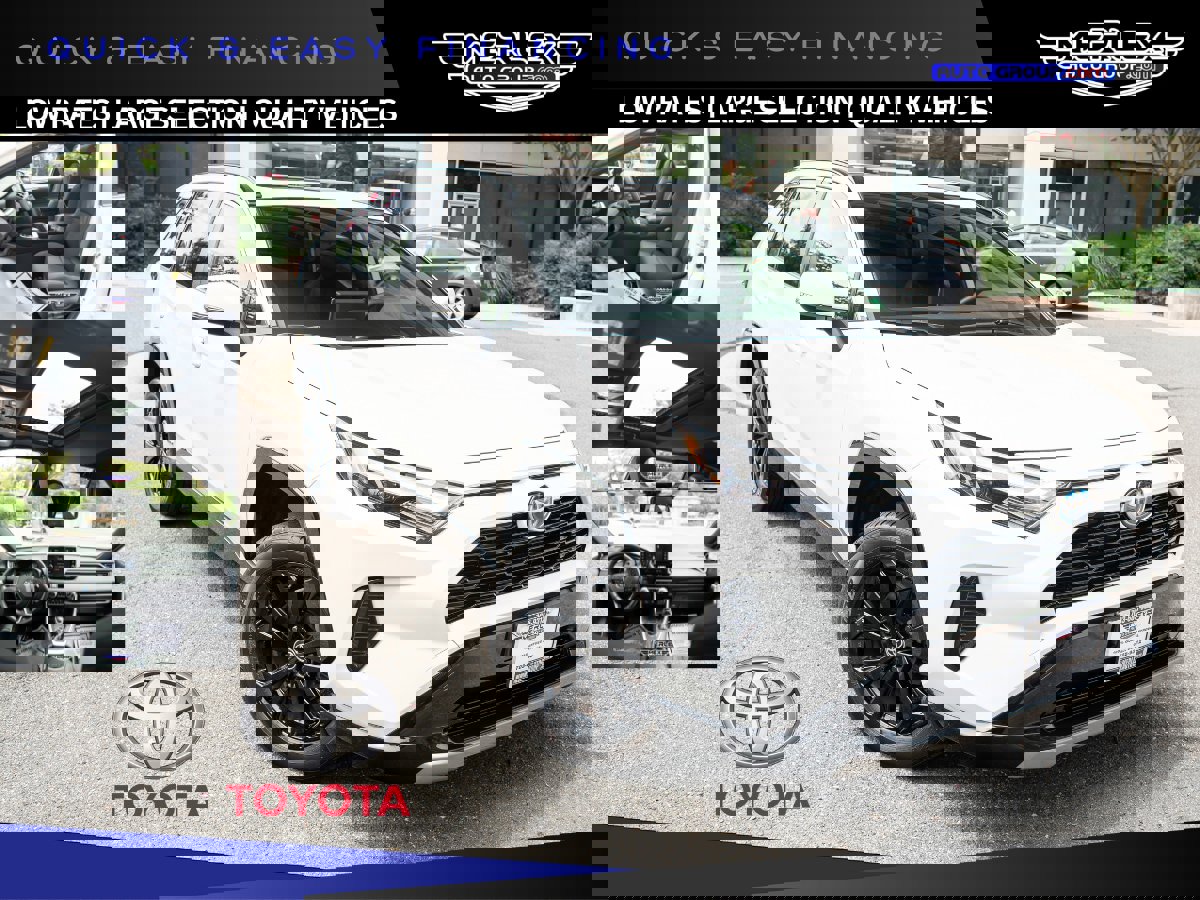 Used 2022 Toyota RAV4 SE w/ Convenience Package
