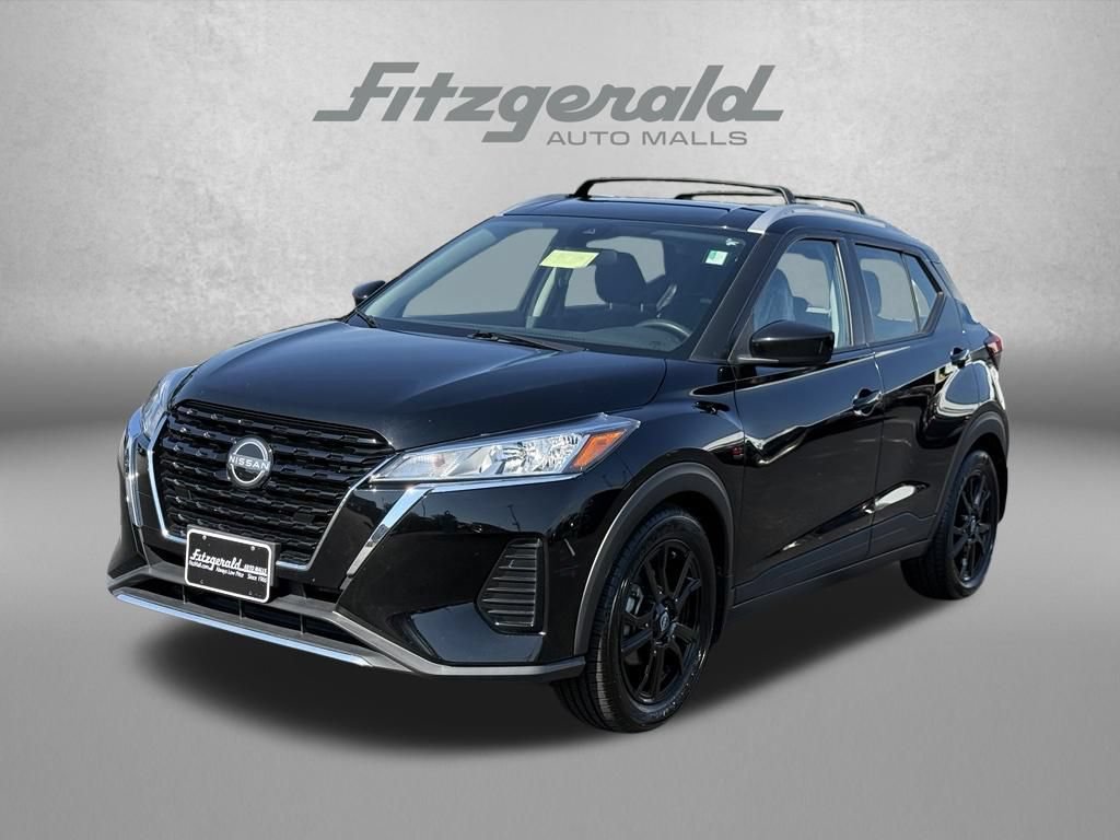 Used 2023 Nissan Kicks SV w/ Exterior Package FWD image 5