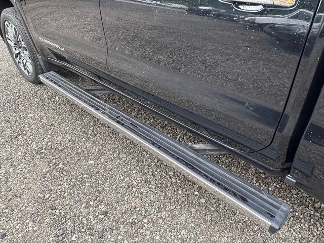 Used 2025 GMC Sierra 1500 Denali Ultimate AWD/4WD image 12