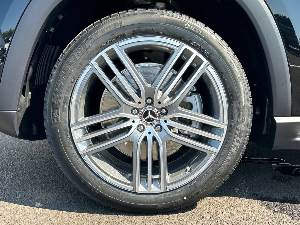 New 2026 Mercedes-Benz GLS 450 4MATIC image 35