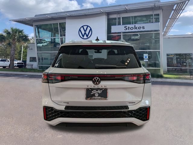 New 2026 Volkswagen Tiguan SEL R-Line AWD/4WD image 5