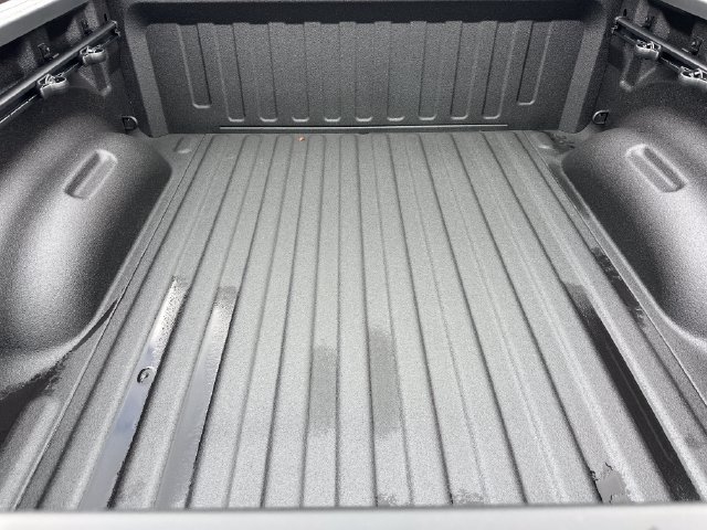 New 2027 RAM 1500 4x4 Crew Cab image 9