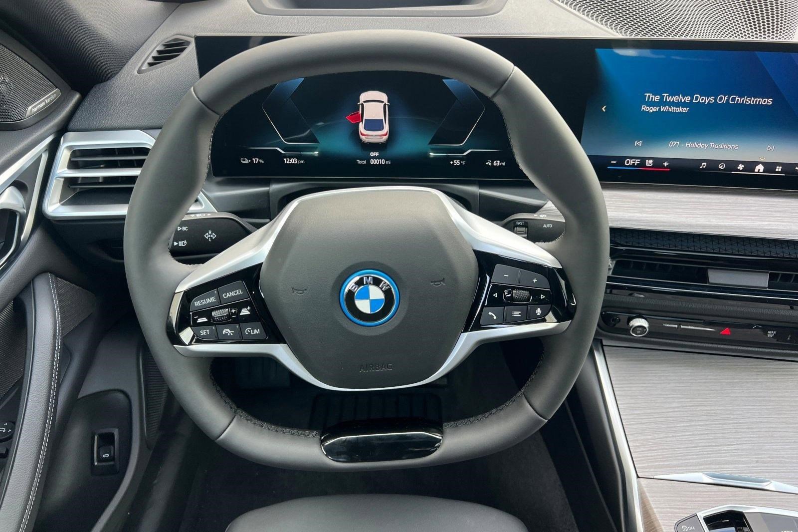 Used 2025 BMW i4 eDrive40 w/ Premium Package image 28