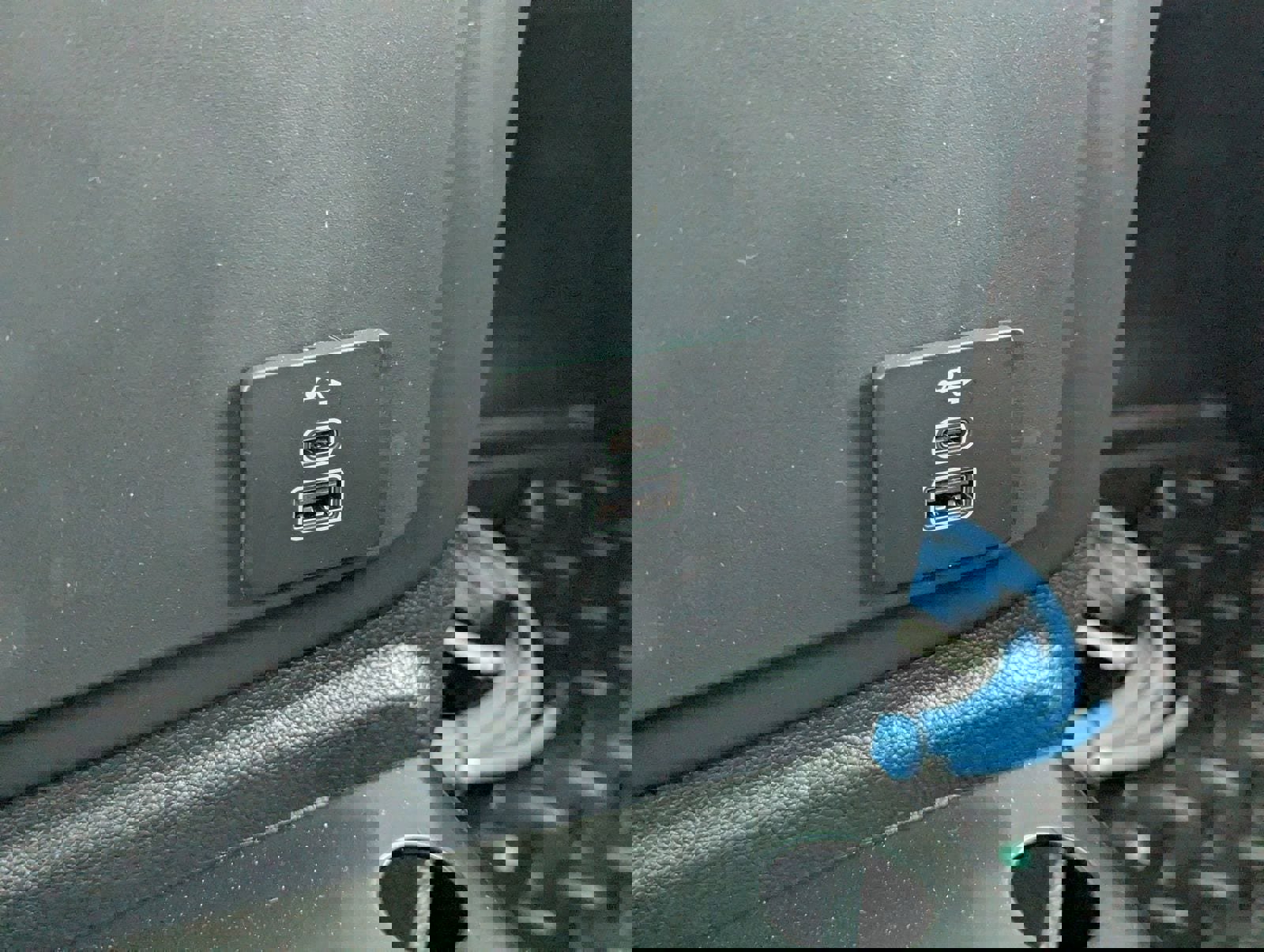 New 2025 Ford Explorer 4WD Police Interceptor w/ Ultimate Wiring Package image 28