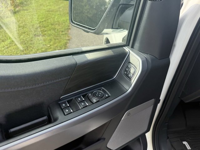 New 2025 Ford F150 Lariat image 28