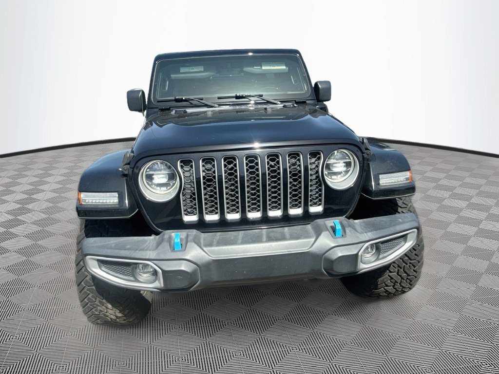 Certified 2022 Jeep Wrangler Unlimited Sahara AWD/4WD image 2