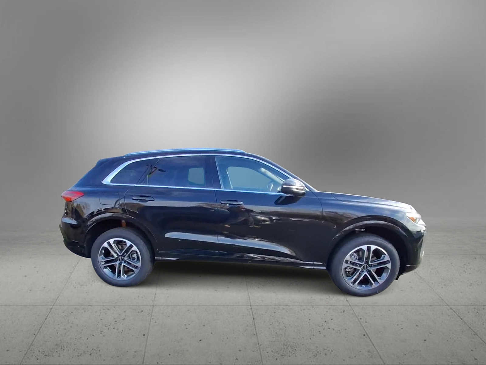 New 2025 Audi Q5 Premium Plus image 9