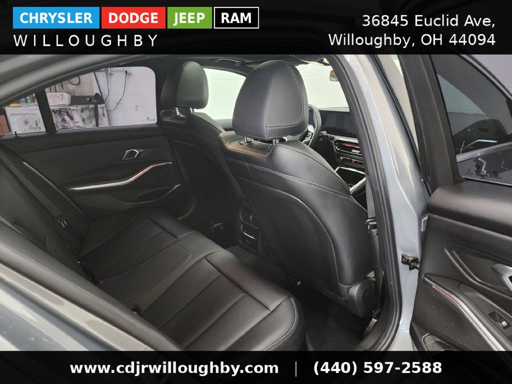 Used 2025 BMW 330i xDrive Sedan w/ Convenience Package AWD/4WD image 35