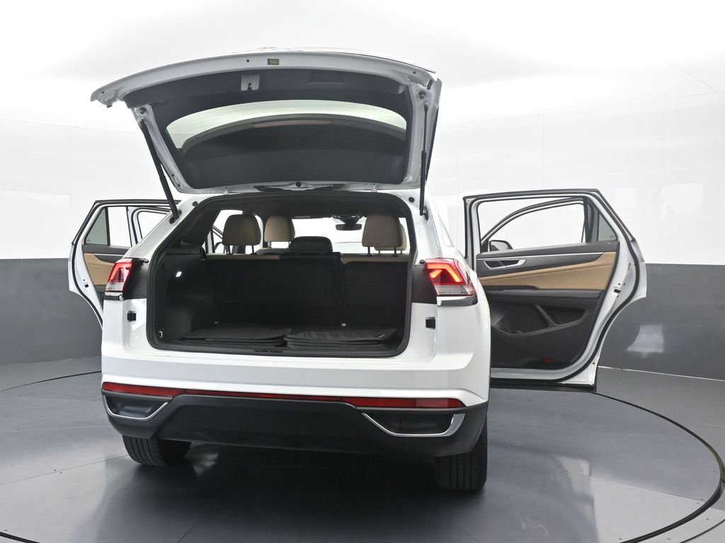 Used 2024 Volkswagen Atlas Cross Sport SE image 72