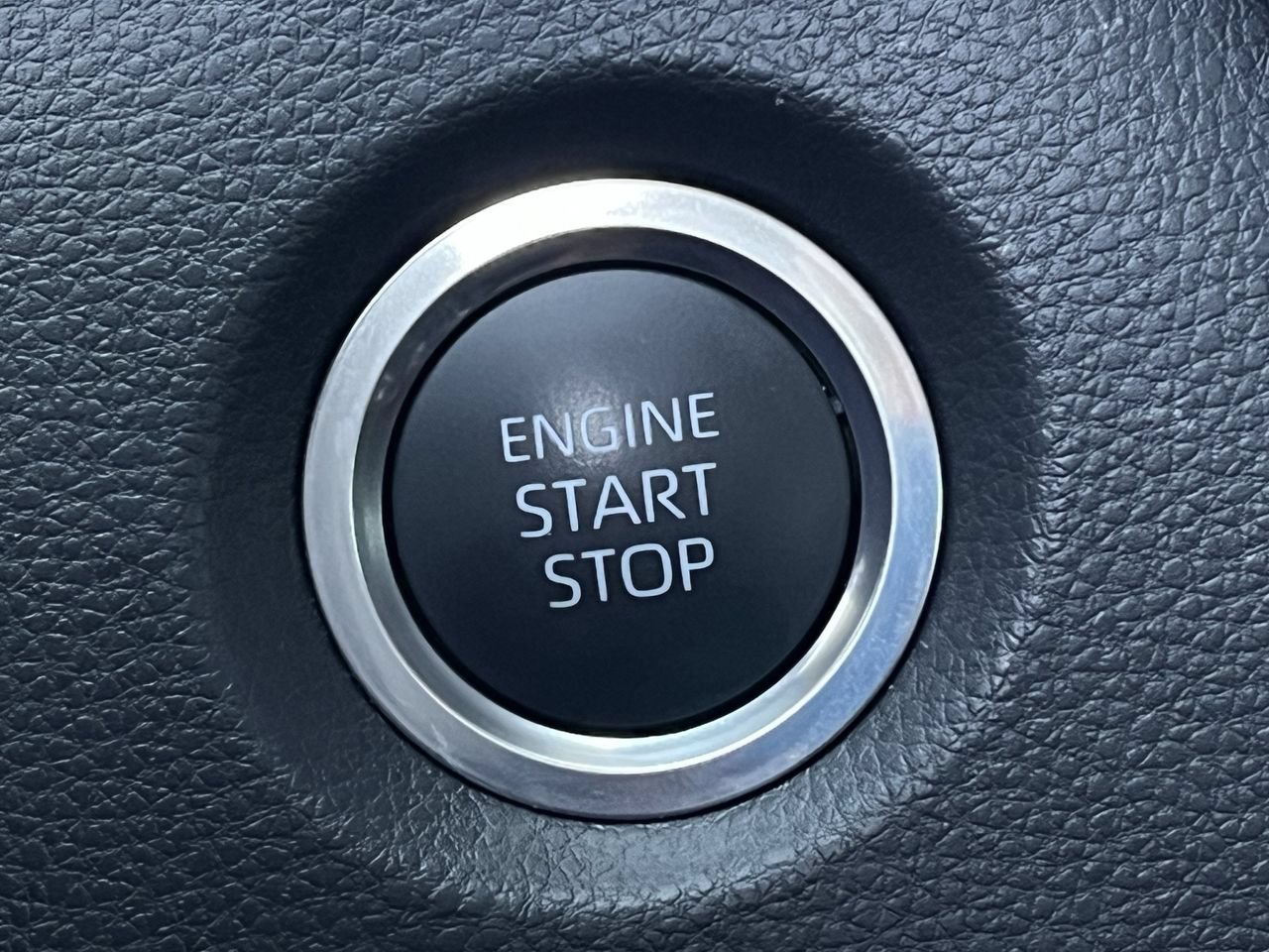 Used 2026 Toyota Corolla SE FWD image 19