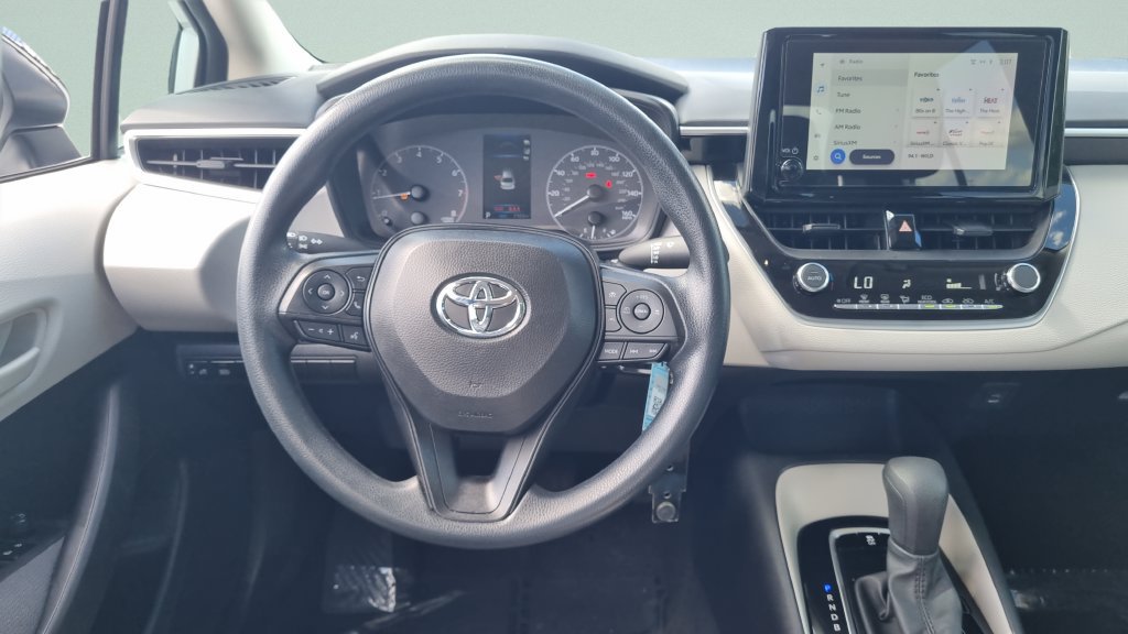 Used 2024 Toyota Corolla LE FWD image 12