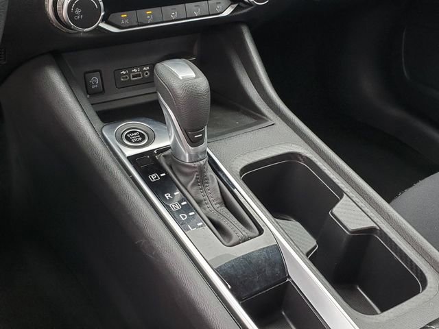 Used 2024 Nissan Sentra SV FWD image 18