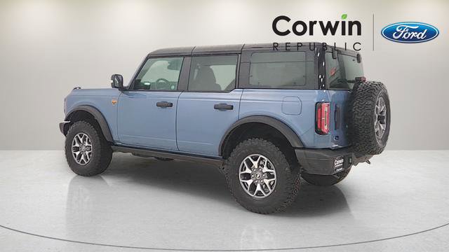New 2025 Ford Bronco Badlands image 5
