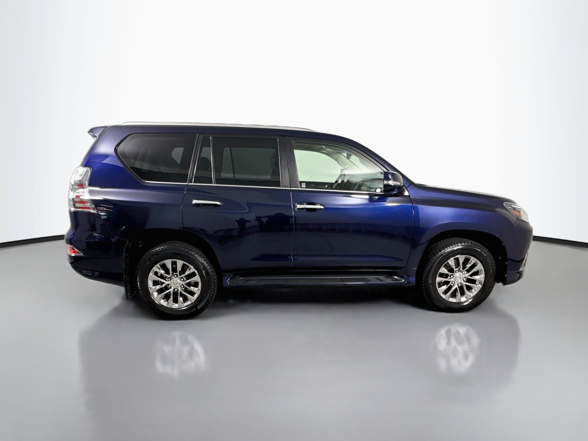 Used 2020 Lexus GX 460 Premium w/ Premium Package AWD/4WD image 8