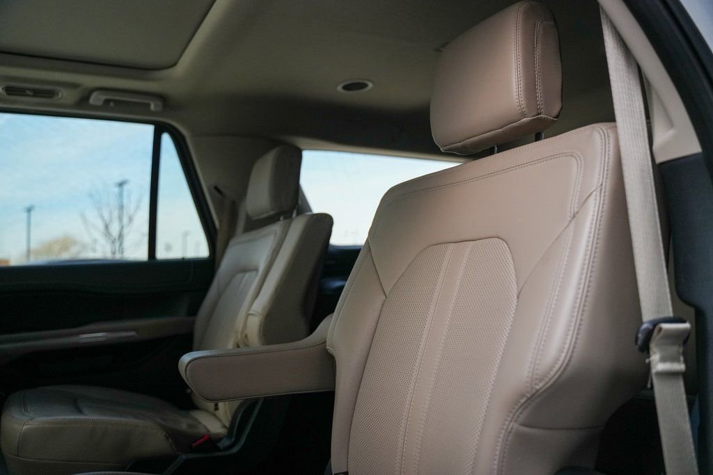 Used 2024 Ford Expedition Max Limited image 23
