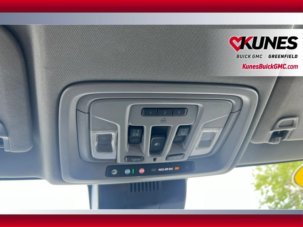 Used 2024 GMC Sierra 1500 Denali AWD/4WD image 33