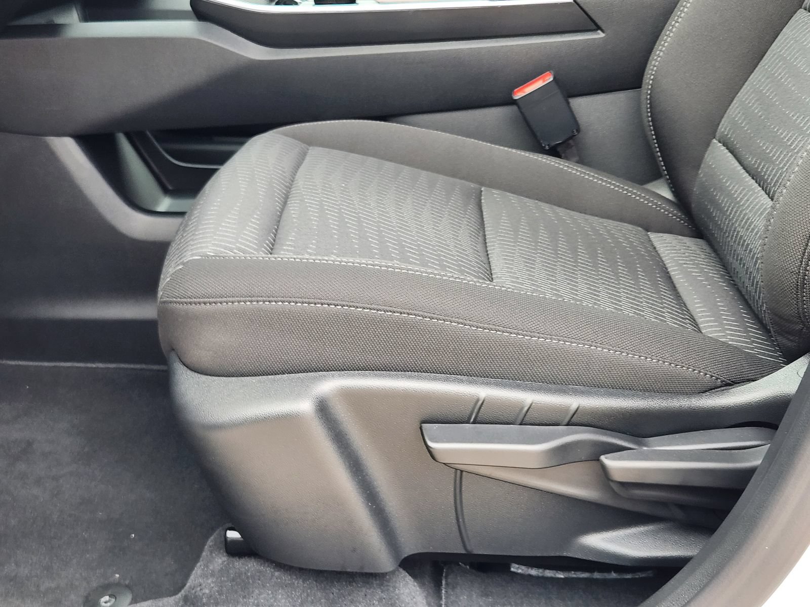 New 2027 Chevrolet Equinox LT w/ Midnight Edition FWD image 20
