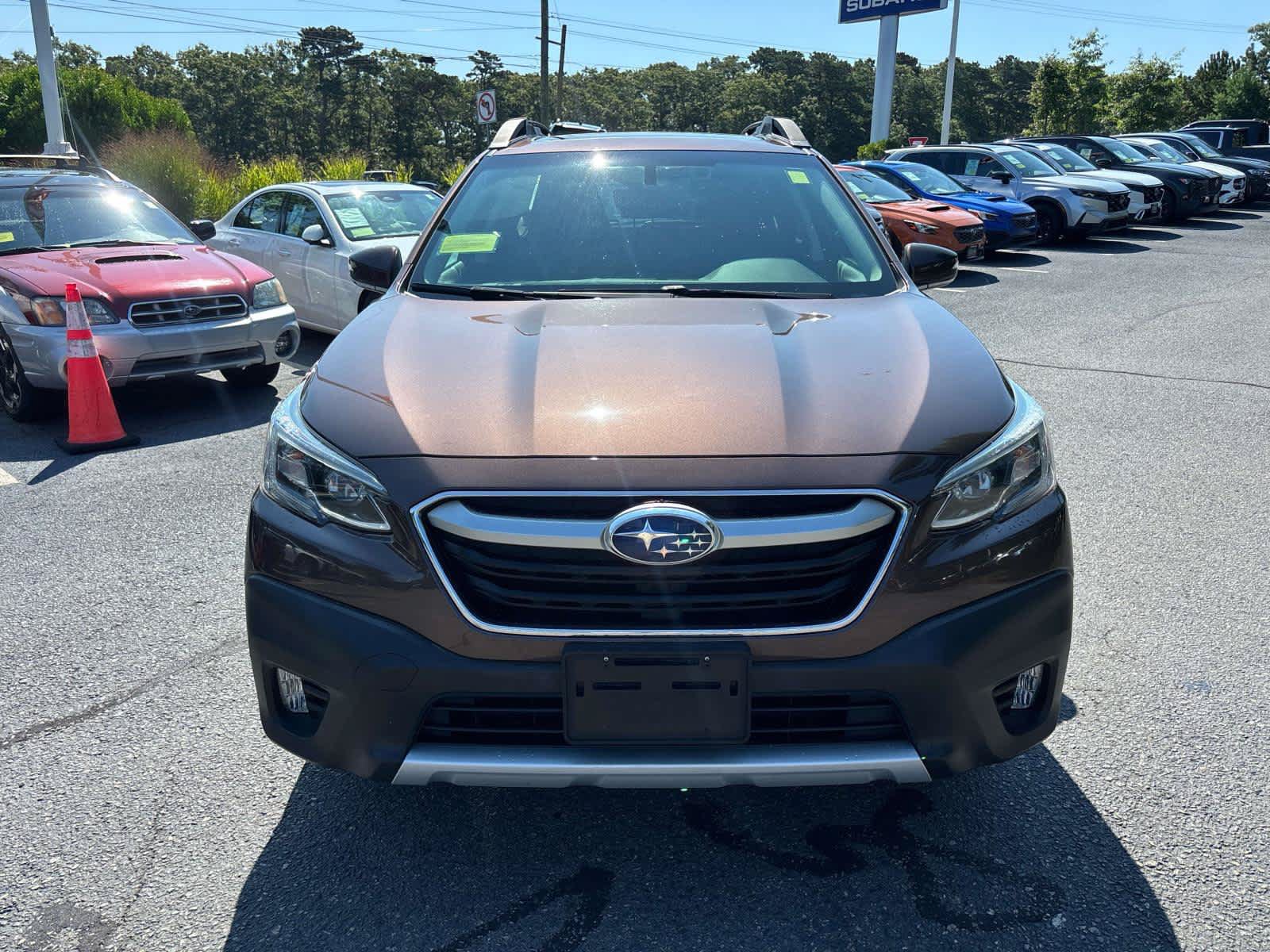 Used 2022 Subaru Outback Limited AWD/4WD image 6