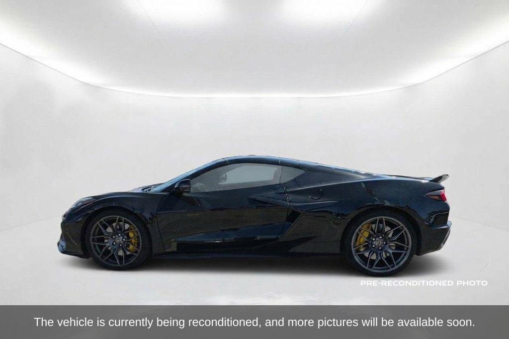 Used 2026 Chevrolet Corvette Z06 RWD image 9