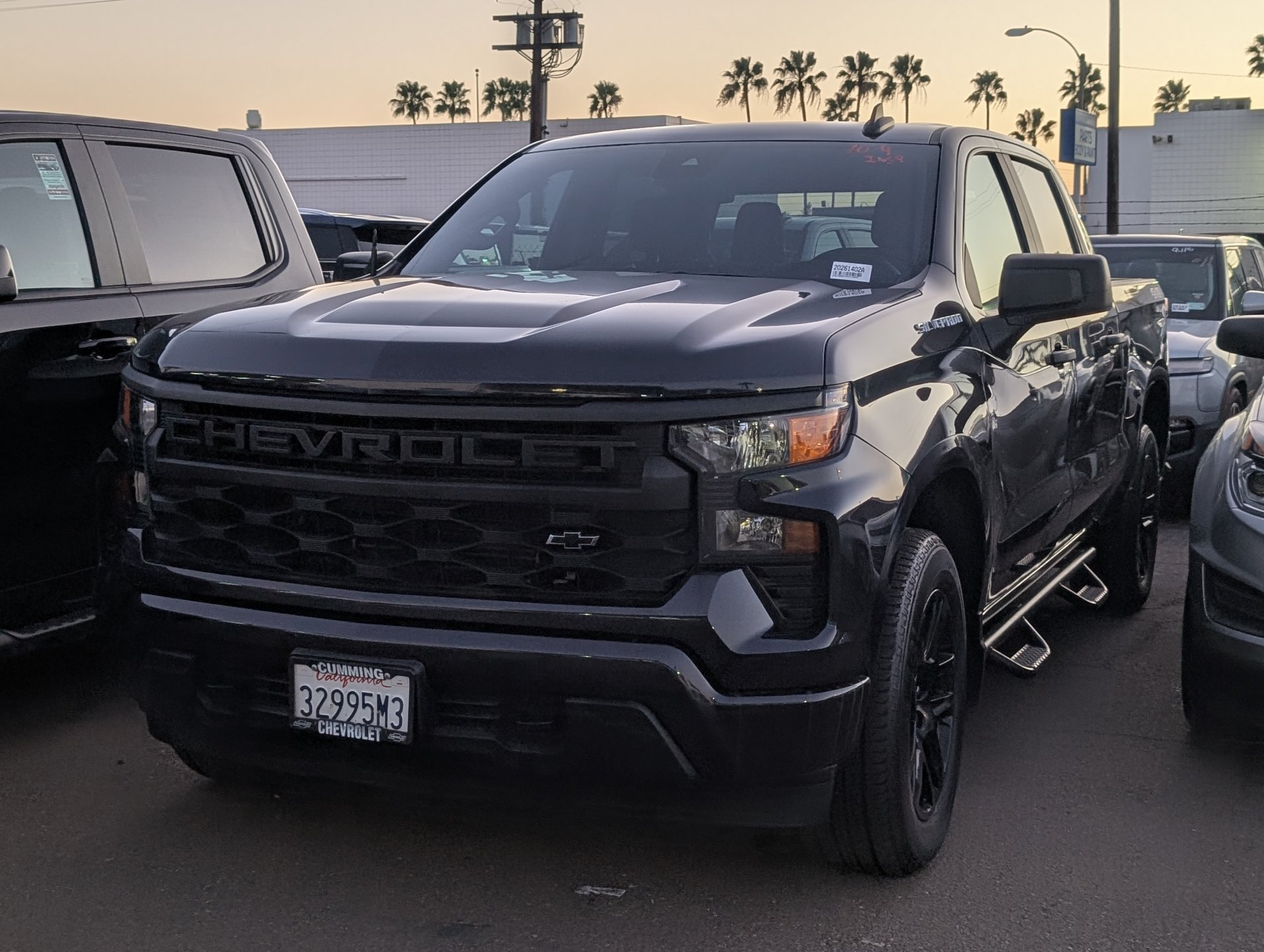 Used 2022 Chevrolet Silverado 1500 Custom AWD/4WD image 1