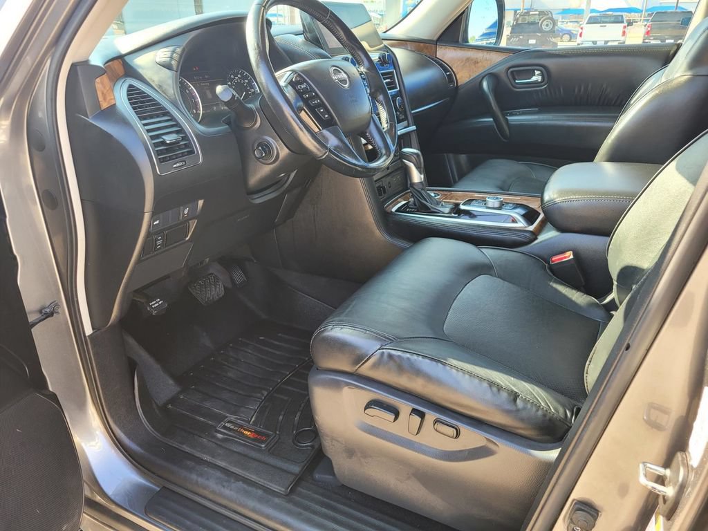 Used 2021 Nissan Armada SL w/ Captain's Chairs Package RWD image 2