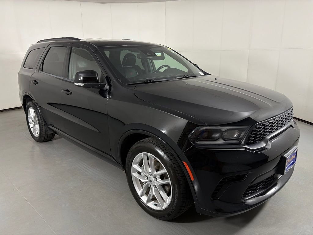 Used 2024 Dodge Durango GT RWD image 2